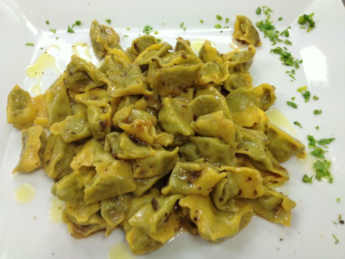 亲恩西亚别墅酒店 Villanova Mondovì 外观 照片
